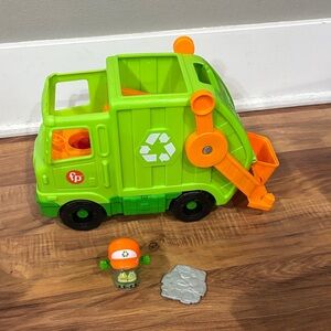 Fisher-Price Little People Recycling Truck.